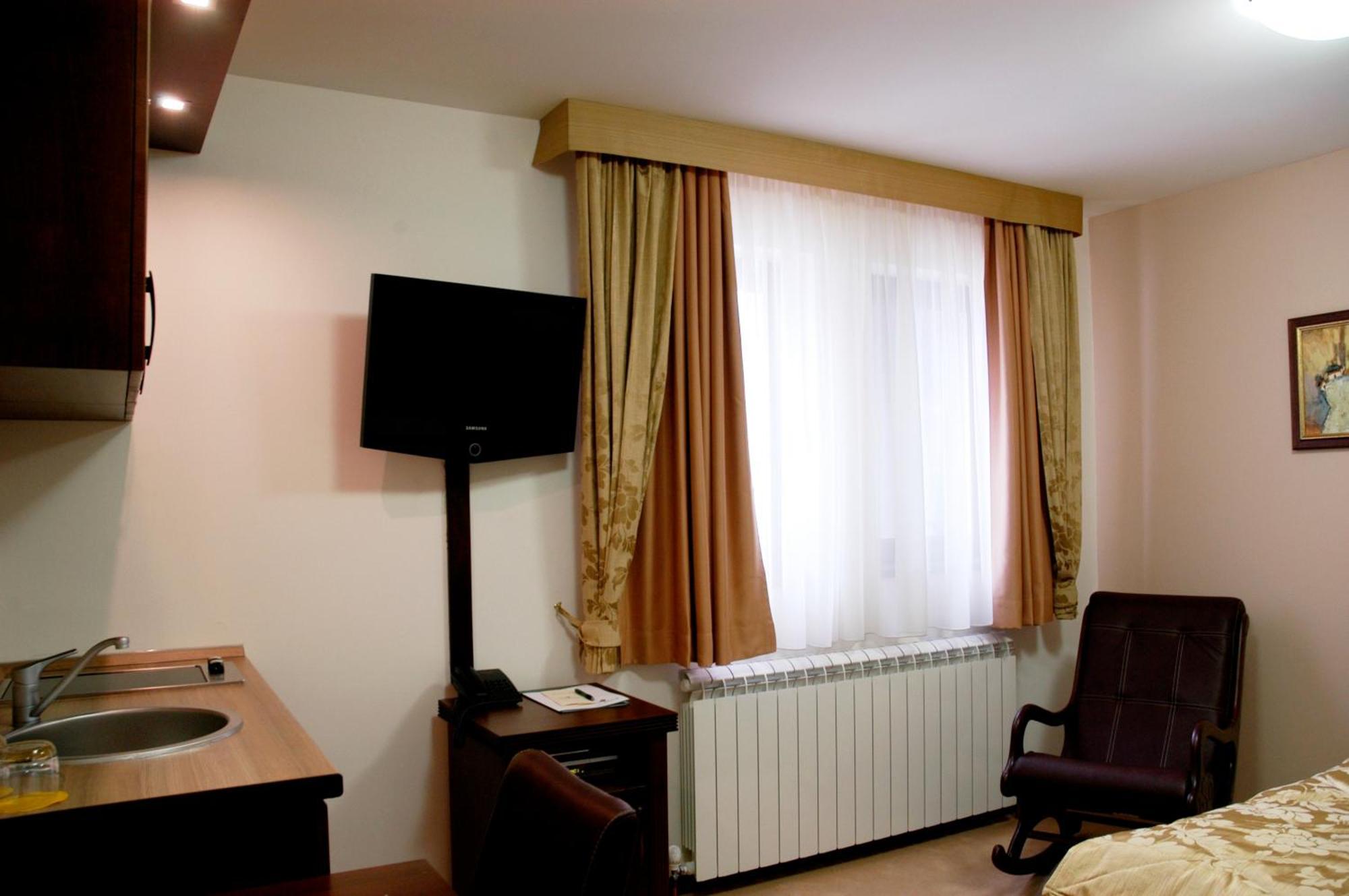 Vila Pina Zlatibor Bilik gambar