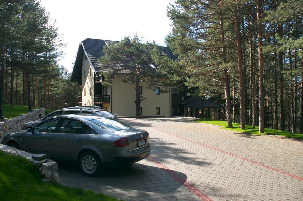 Vila Pina Zlatibor Luaran gambar
