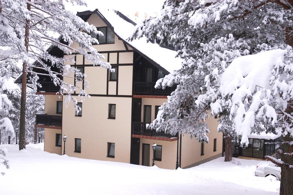 Vila Pina Zlatibor Luaran gambar
